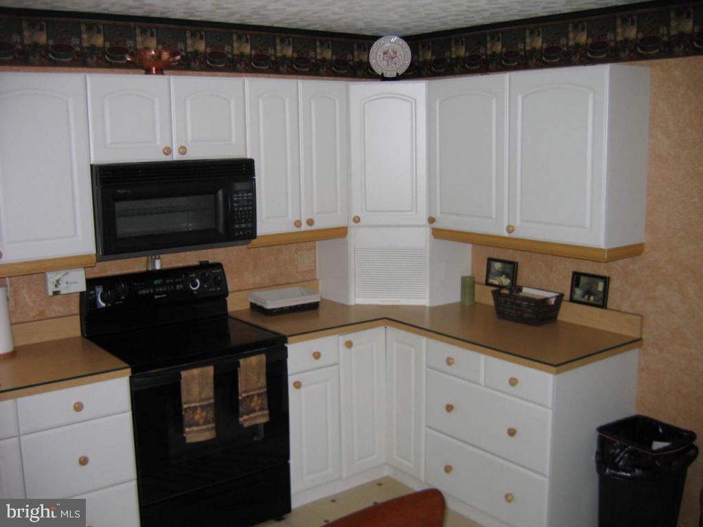1792 Turnpike Road Elizabethtown, PA 17022 - Photo 8 of 24 Gallery Image 8