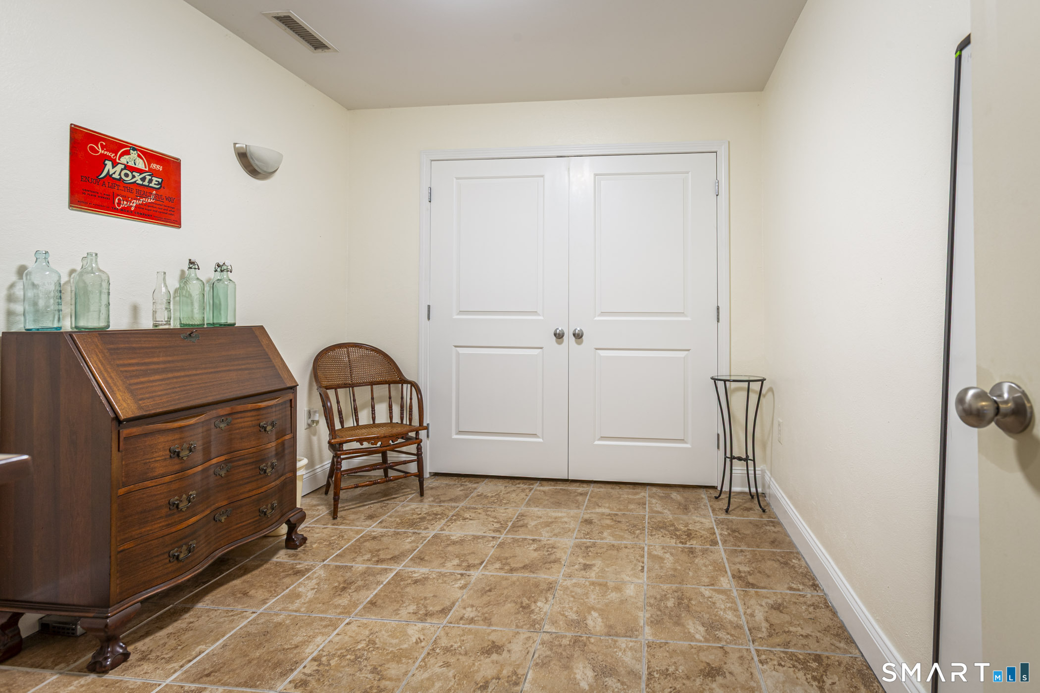 255 E Road East Windsor, CT 06016 - Photo 27 of 39