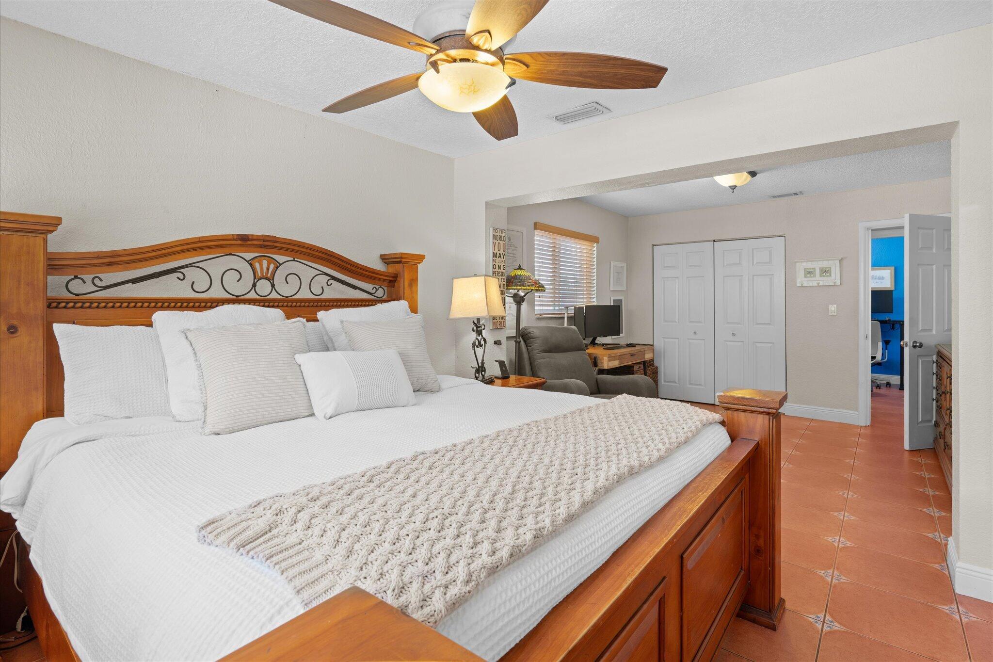 8341 Southwest 14th Street Miami, FL 33144 - Photo 14 of 41 13-51-mkw03441