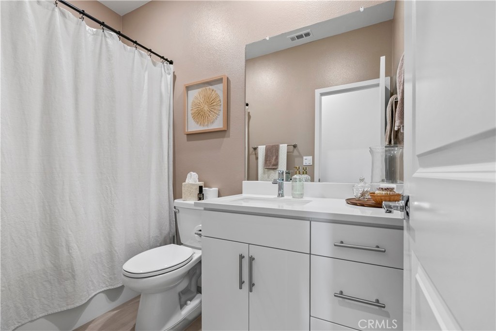 2482 Wagon Wheel Way Rialto, CA 92377 - Photo 19 of 44