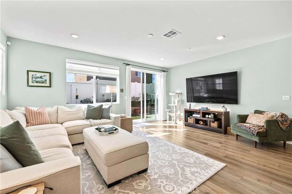 2482 Wagon Wheel Way Rialto, CA 92377 - Photo 28 of 44