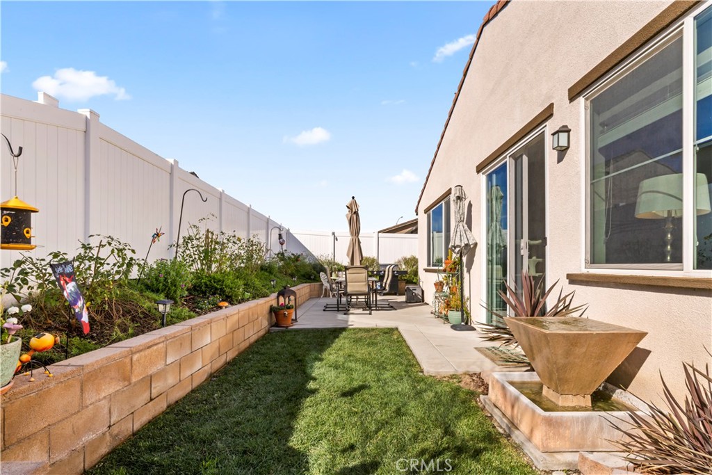 2482 Wagon Wheel Way Rialto, CA 92377 - Photo 38 of 44