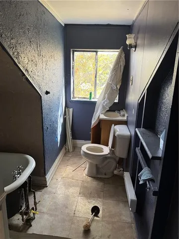 $160,000 | 726 East 9th Avenue, Homestead, PA 15120