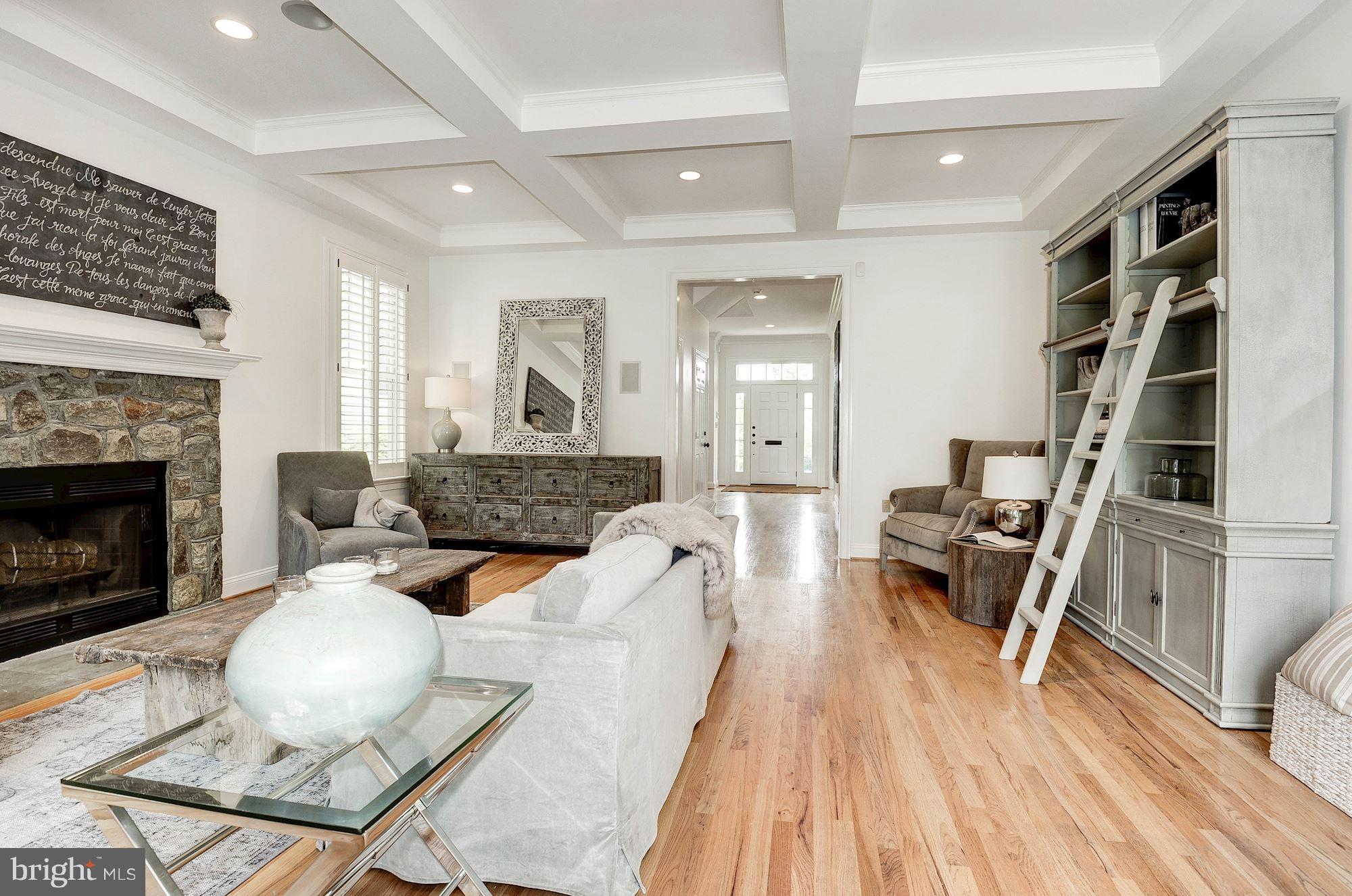 5005 Belt Road Northwest Washington, DC 20016 - Photo 11 of 26 Family Room