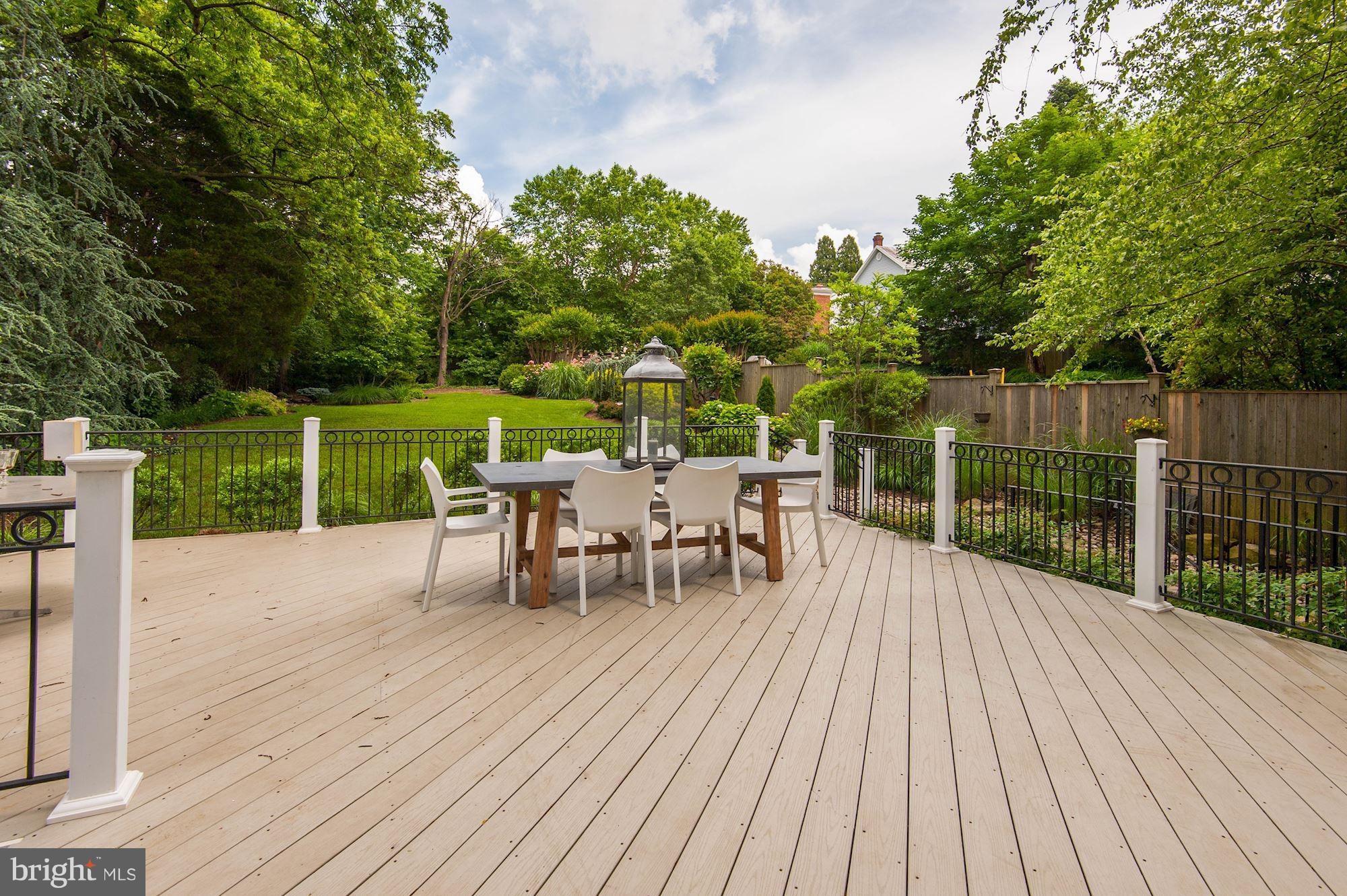 5005 Belt Road Northwest Washington, DC 20016 - Photo 25 of 26 Exterior (Rear)