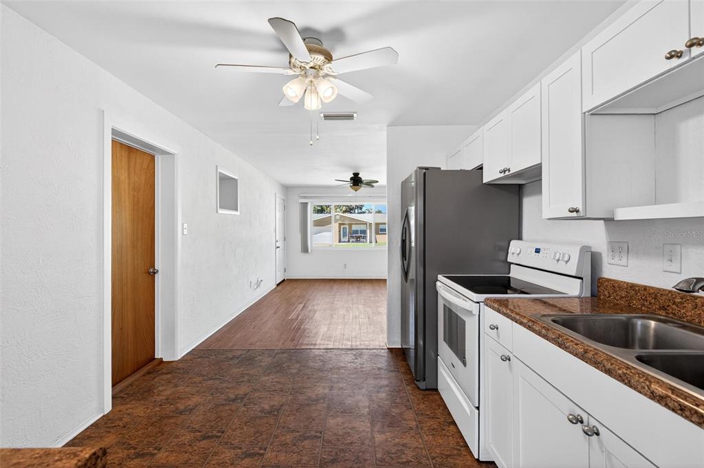 47 Carol Road Ormond Beach, FL 32176 - Photo 7 of 51