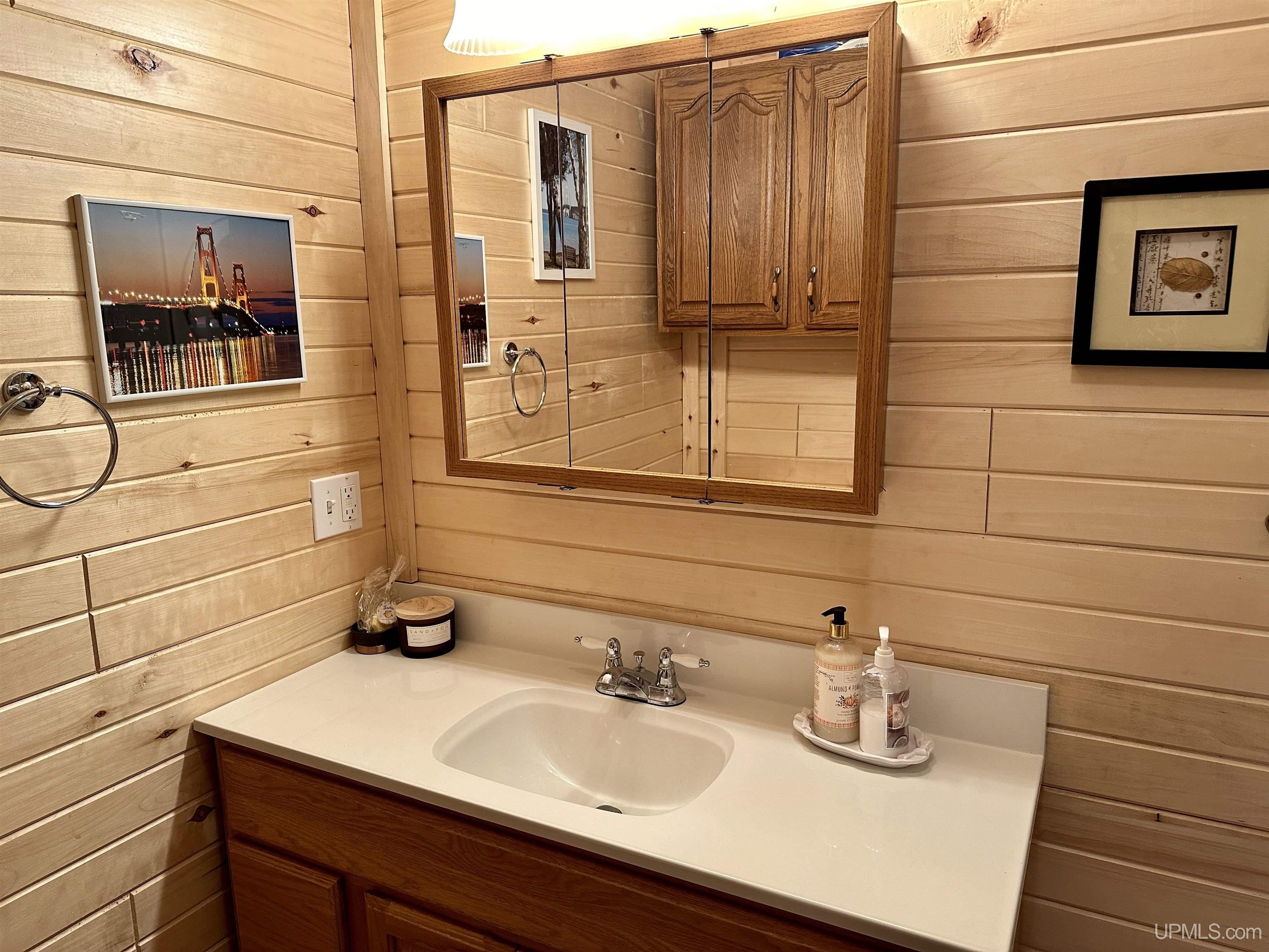 4024 Bloom Road Manistique, MI 49854 - Photo 12 of 35 Gallery Image 12