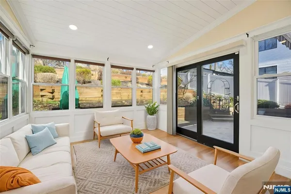 $792,000 | 59 Oakwood Drive, Wayne, NJ 07470