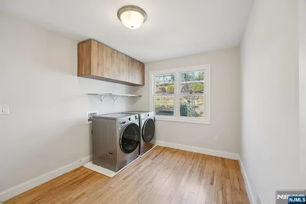 $792,000 | 59 Oakwood Drive, Wayne, NJ 07470