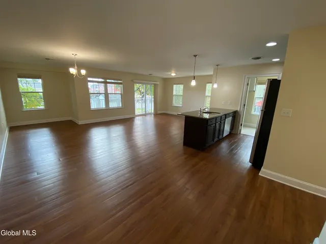 $2,324 | 2 Mellor Lane, Unit 201, Saratoga Springs, NY 12866