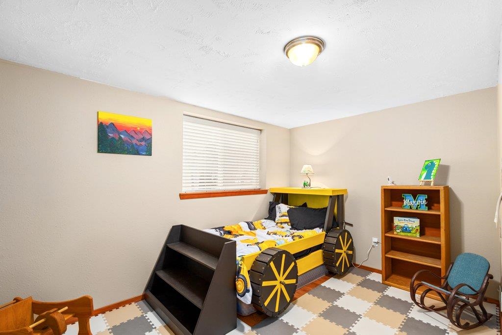 16010 North Franklin Street Spokane, WA 99208 - Photo 18 of 35