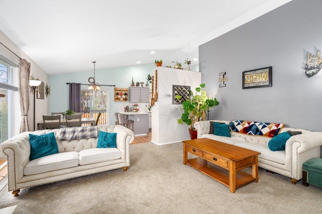 16010 North Franklin Street Spokane, WA 99208 - Photo 3 of 35