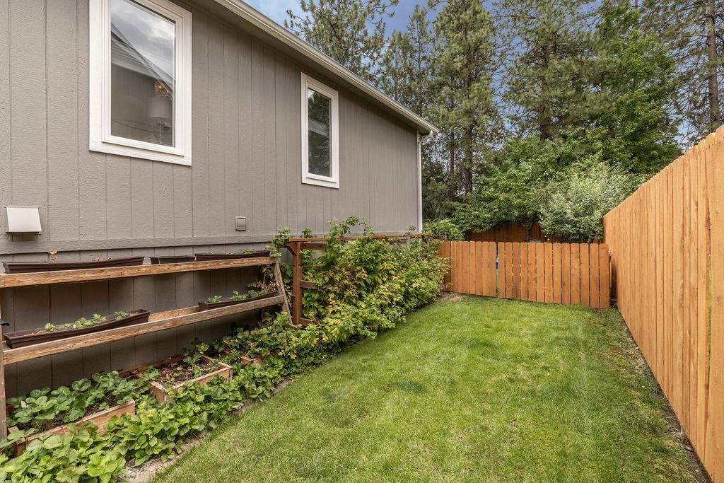 16010 North Franklin Street Spokane, WA 99208 - Photo 33 of 35