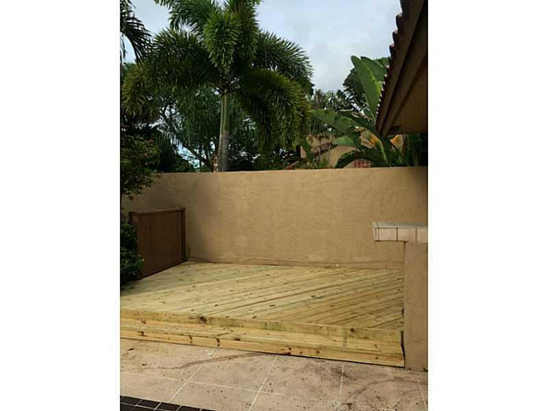 6592 Patio Lane, Unit 15 Boca Raton, FL 33433 - Photo 13 of 21 Patio/Deck
