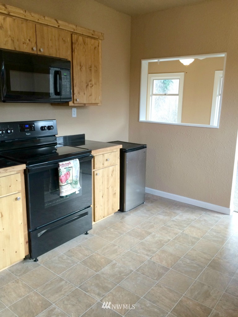 618 Solki Road Aberdeen, WA 98520 - Photo 8 of 12 Gallery Image 8