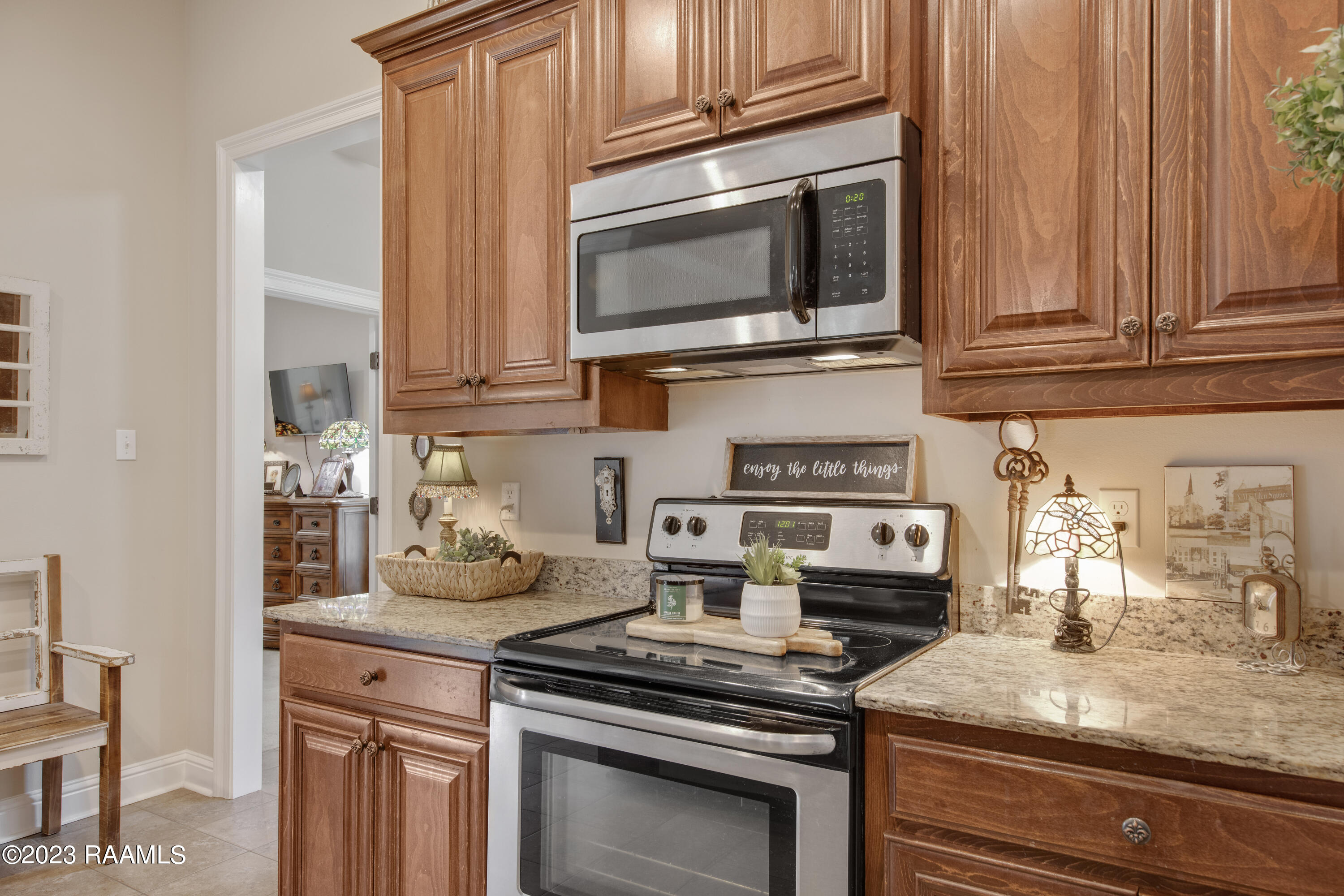 221 Still Waters Road Broussard, LA 70518 - Photo 13 of 25 Gallery Image 13
