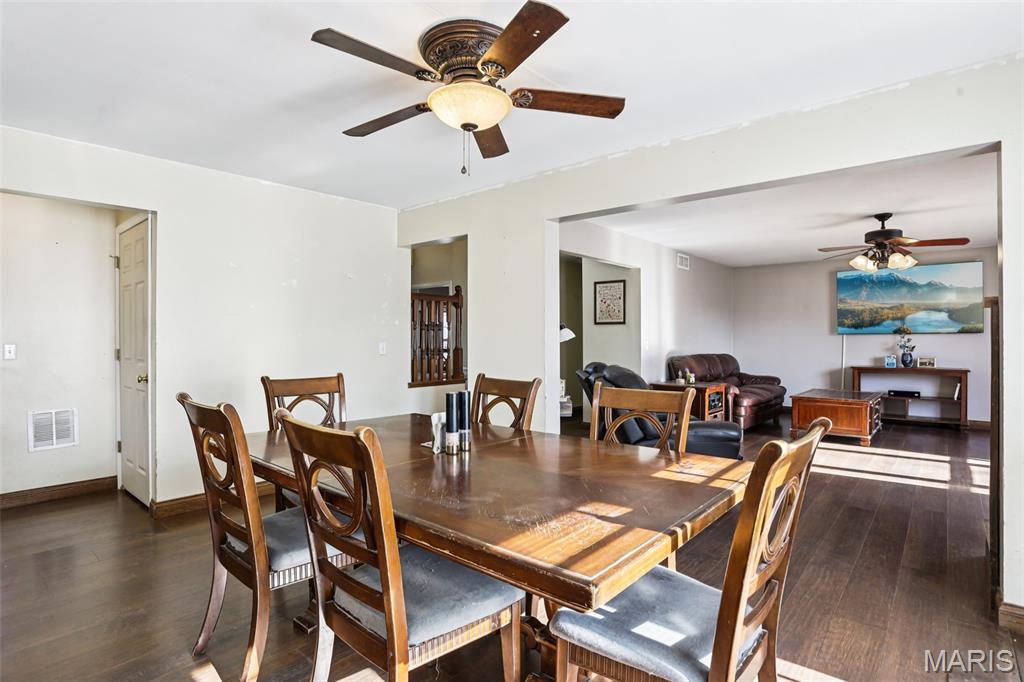 308 Buck Creek Road Silex, MO 63377 - Photo 11 of 49