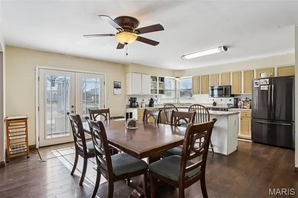 $725,000 | 308 Buck Creek Road, Silex, MO 63377