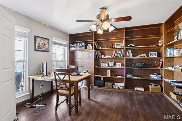 $750,000 | 308 Buck Creek Road, Silex, MO 63377