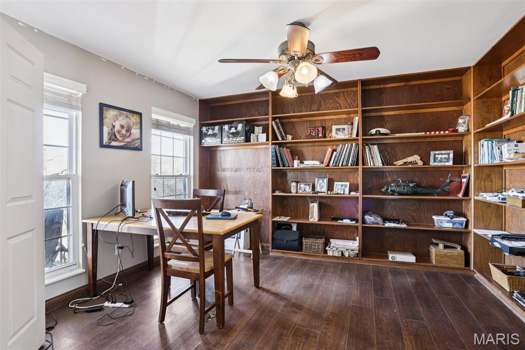 308 Buck Creek Road Silex, MO 63377 - Photo 16 of 49