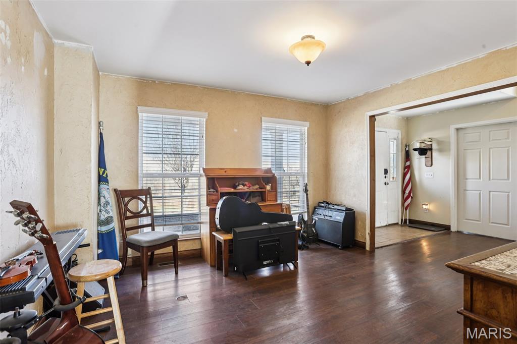 308 Buck Creek Road Silex, MO 63377 - Photo 17 of 49