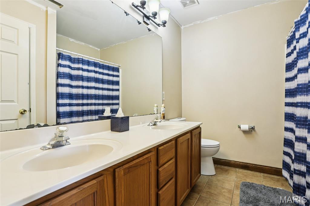 308 Buck Creek Road Silex, MO 63377 - Photo 27 of 49