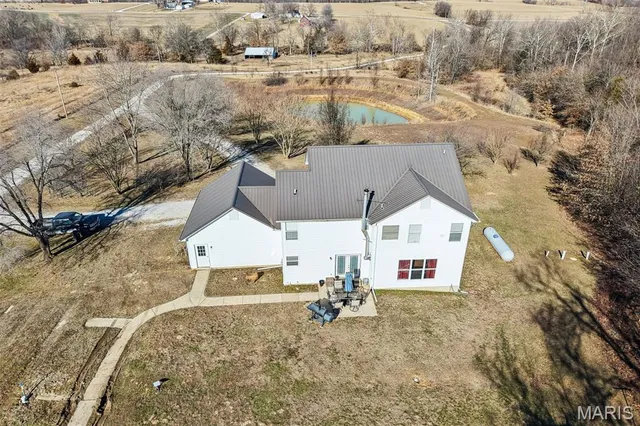 $750,000 | 308 Buck Creek Road, Silex, MO 63377