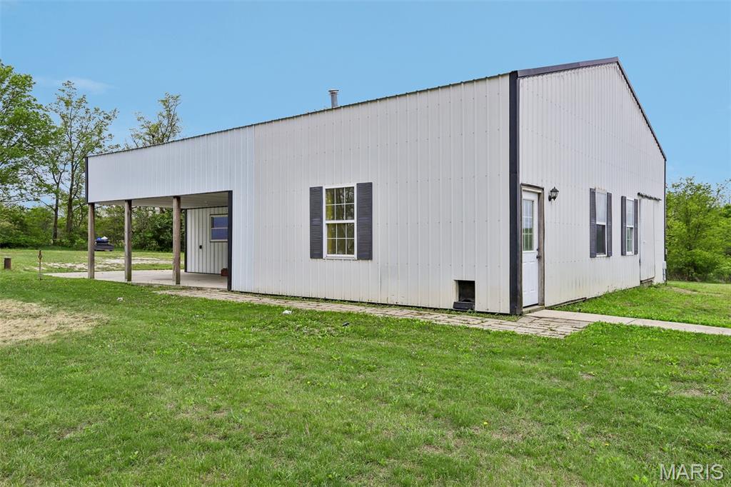 308 Buck Creek Road Silex, MO 63377 - Photo 49 of 61