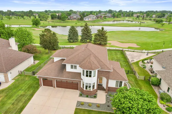 $850,000 | 4744 Rose Creek Parkway South, Fargo, ND 58104