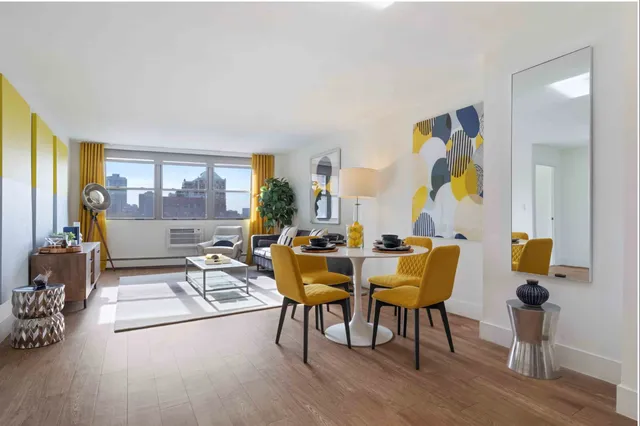 $2,800 | 420 West Belmont Avenue, Unit 7E, Chicago, IL 60657