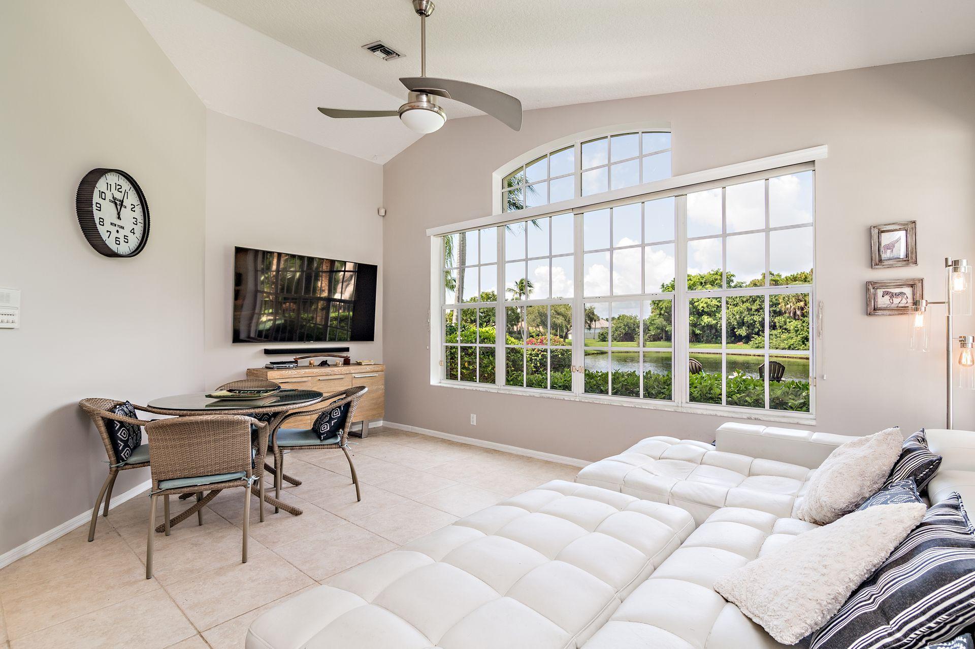 3934 North Longview Drive Jupiter, FL 33477 - Photo 12 of 37 11