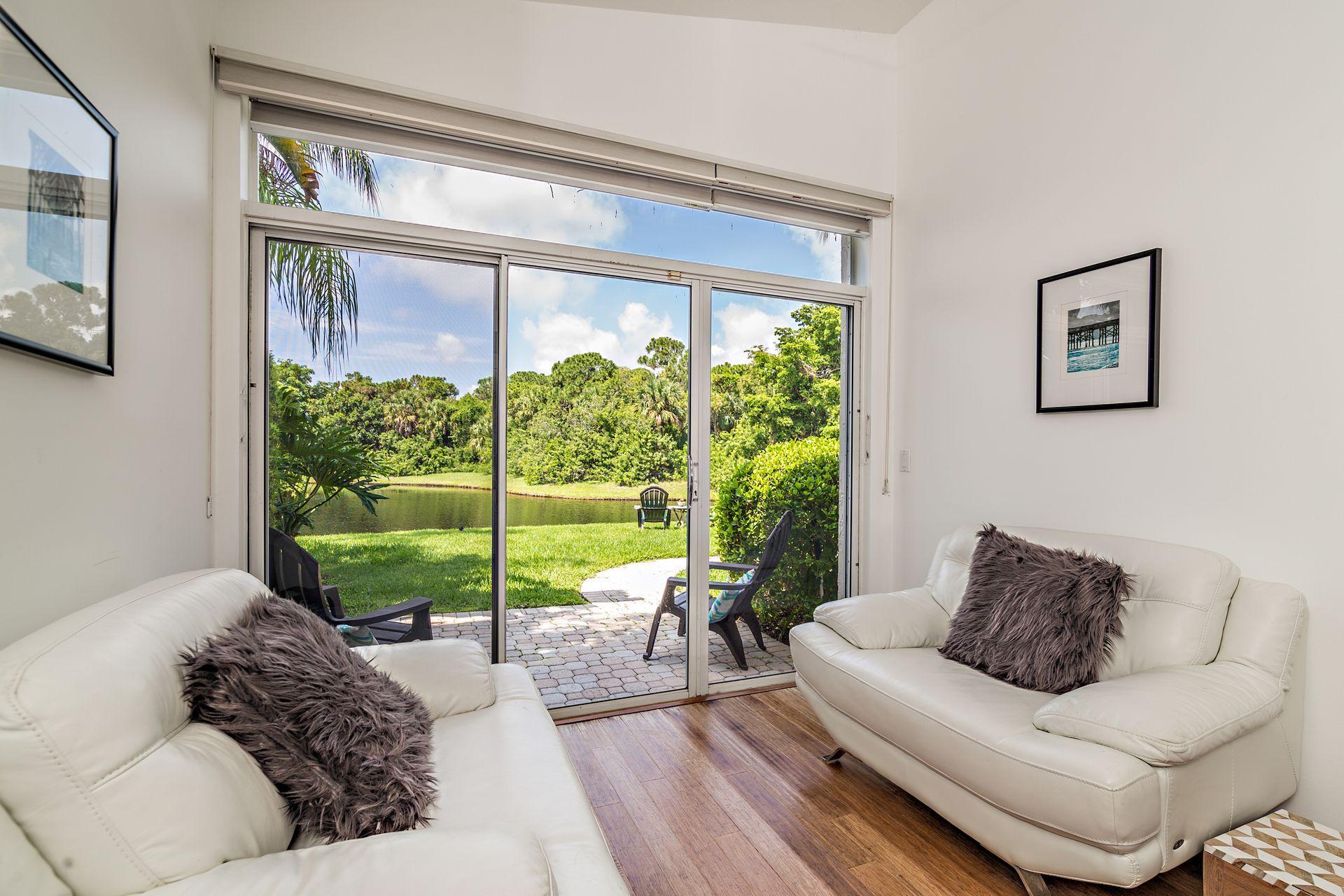 3934 North Longview Drive Jupiter, FL 33477 - Photo 15 of 37 14