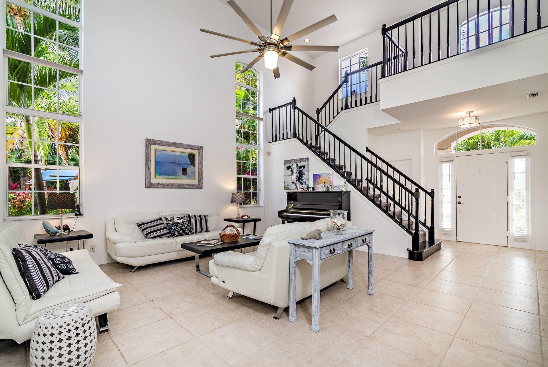 3934 North Longview Drive Jupiter, FL 33477 - Photo 6 of 37 5