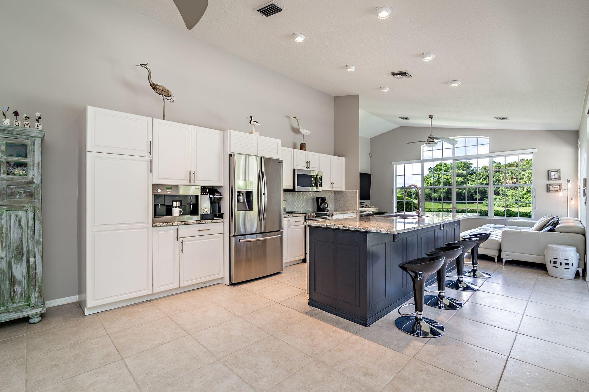 3934 North Longview Drive Jupiter, FL 33477 - Photo 9 of 37 8