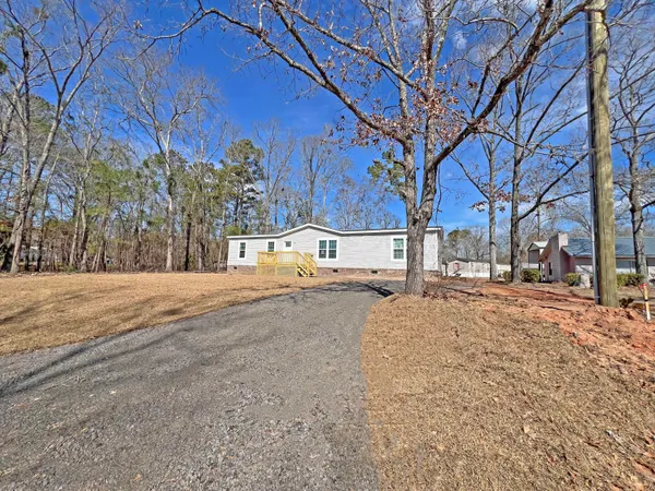 $269,000 | 1446 Litzler Drive, Manning, SC 29102