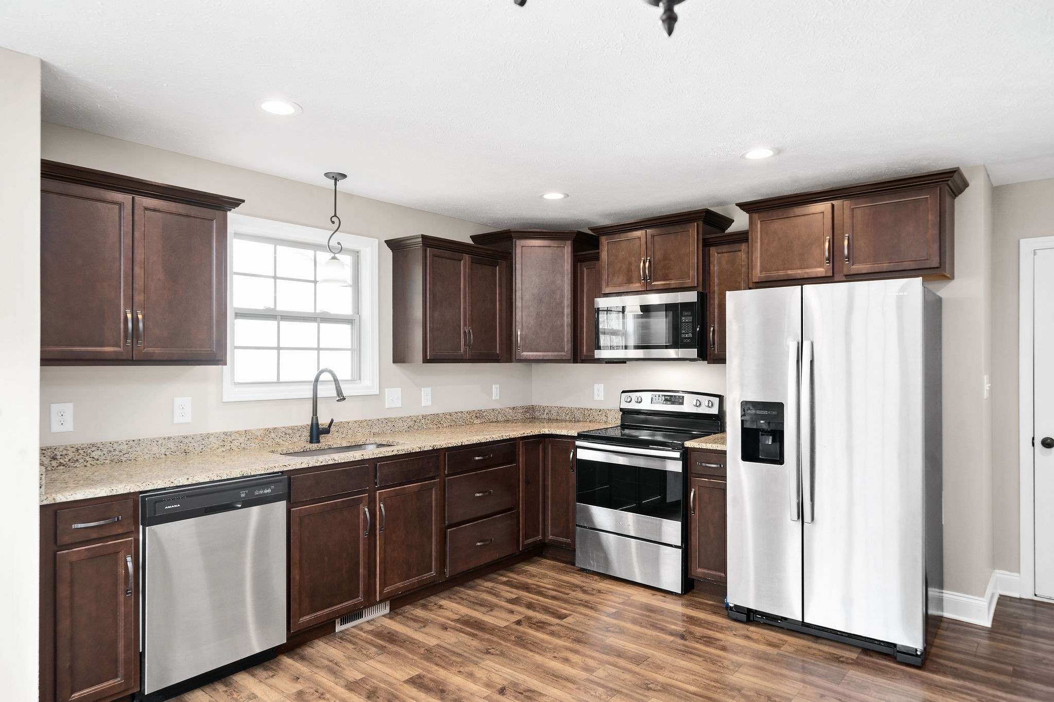1709 Rains Road Clarksville, TN 37042 - Photo 12 of 27 Gallery Image 12