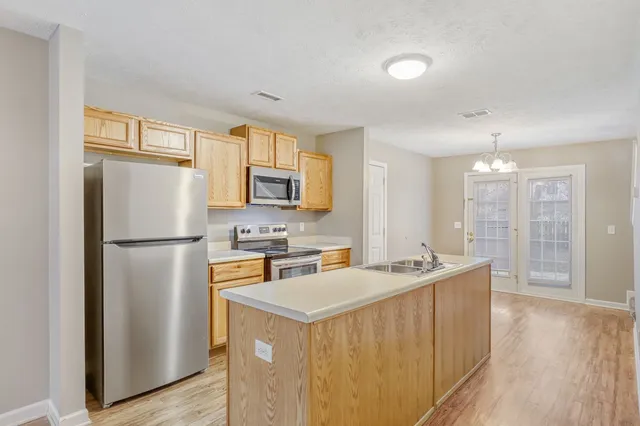 $1,799 | 1437 Westview Drive, Murfreesboro, TN 37128