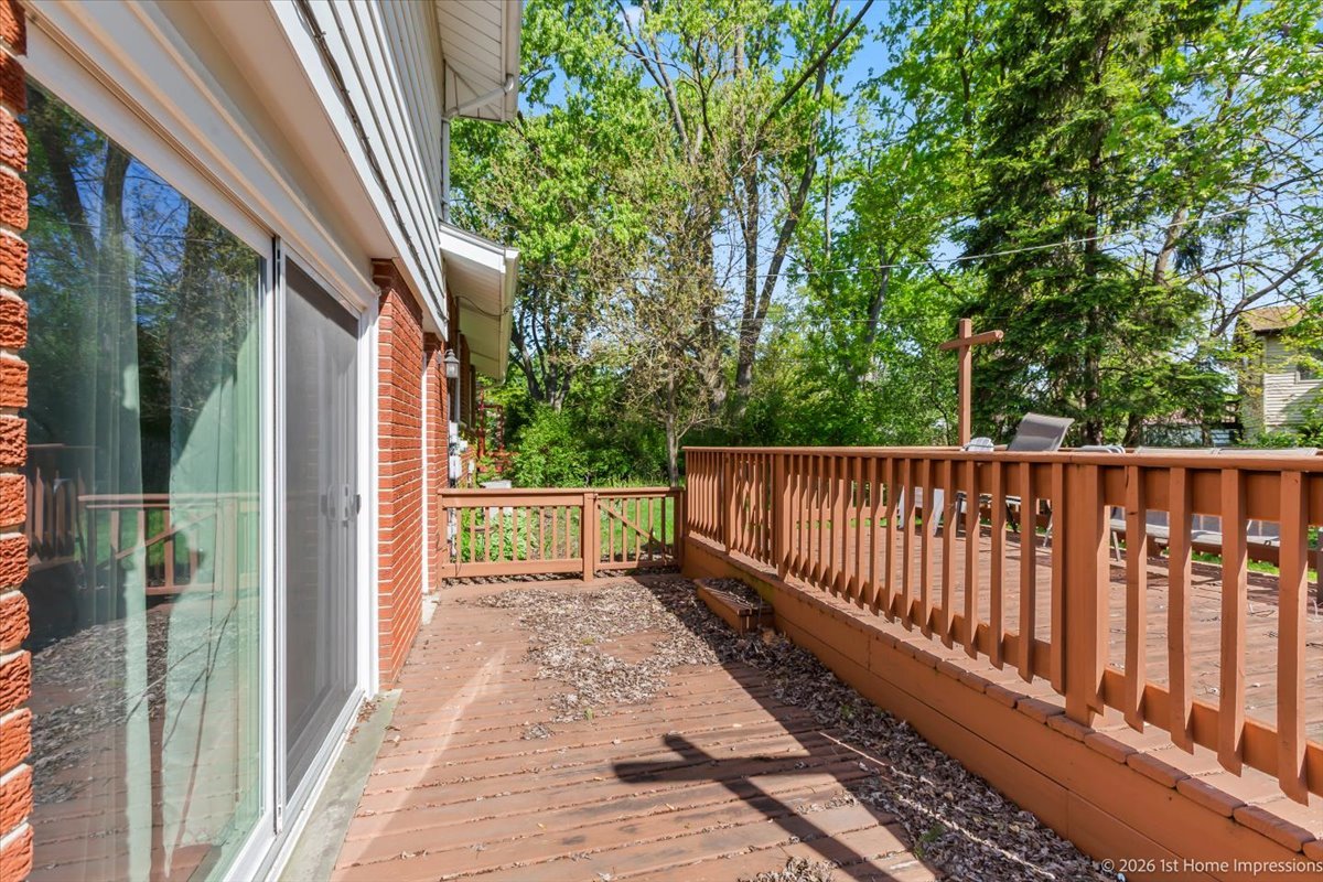 18847 May Avenue Homewood, IL 60430 - Photo 23 of 26 a view of a wooden fence