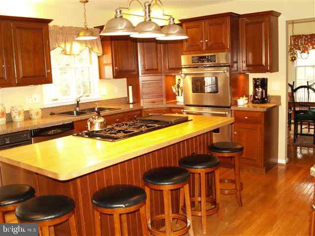 1238 Stonegate Road Hummelstown, PA 17036 - Photo 3 of 12 Gallery Image 3
