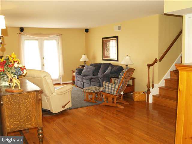 1238 Stonegate Road Hummelstown, PA 17036 - Photo 5 of 12 Gallery Image 5