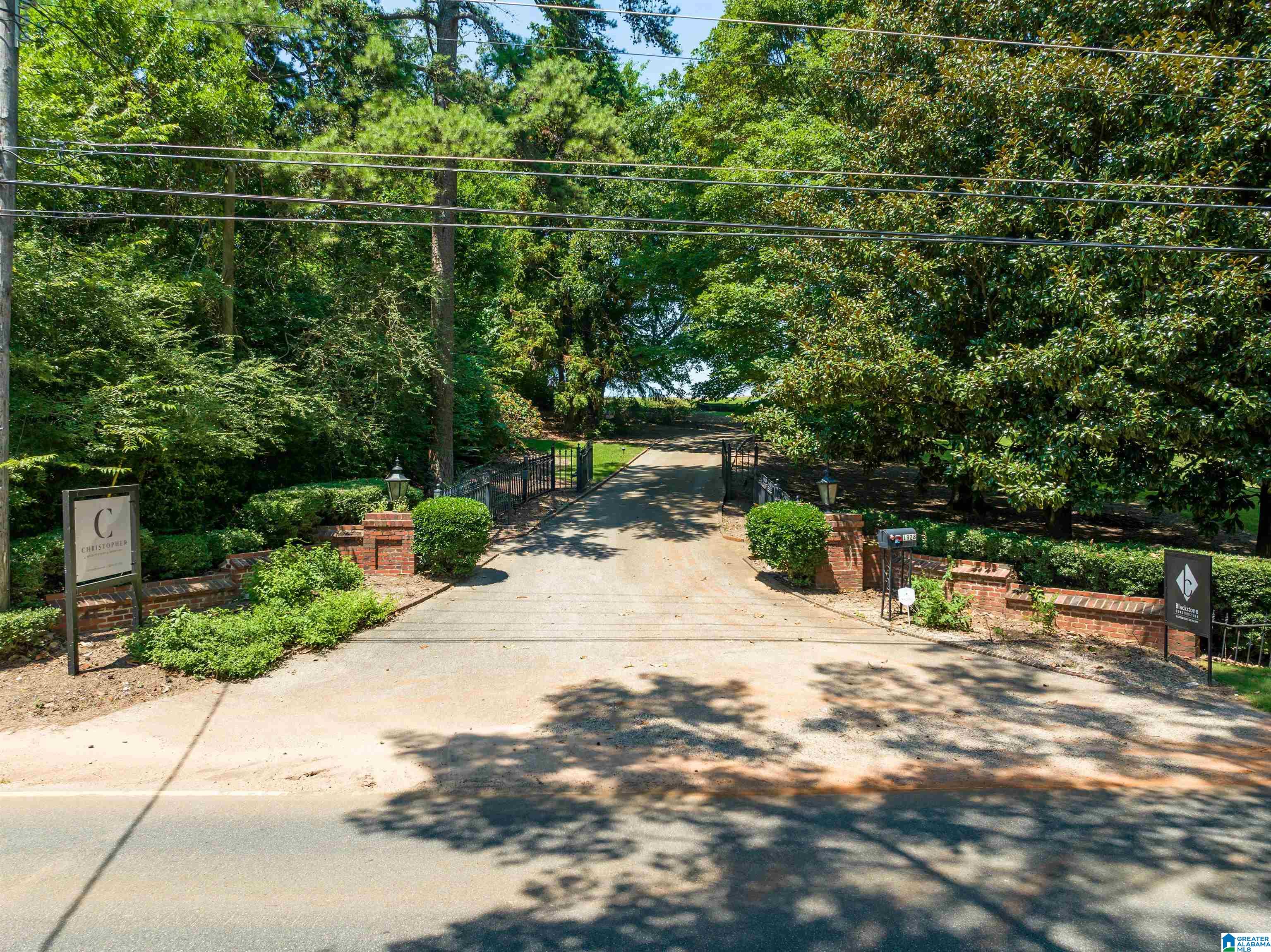 1928 Shades Crest Road, Unit 3 Birmingham, AL 35216 - Photo 2 of 19