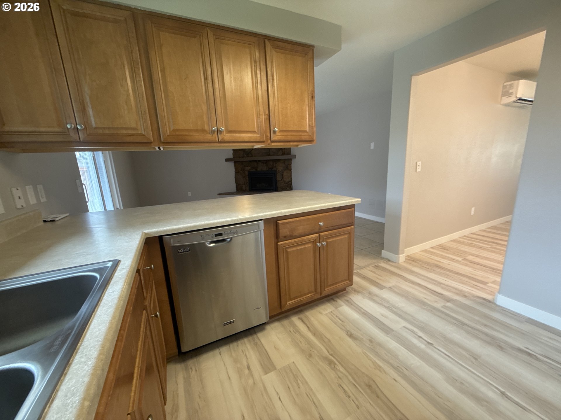 6875 B Street Springfield, OR 97478 - Photo 6 of 20