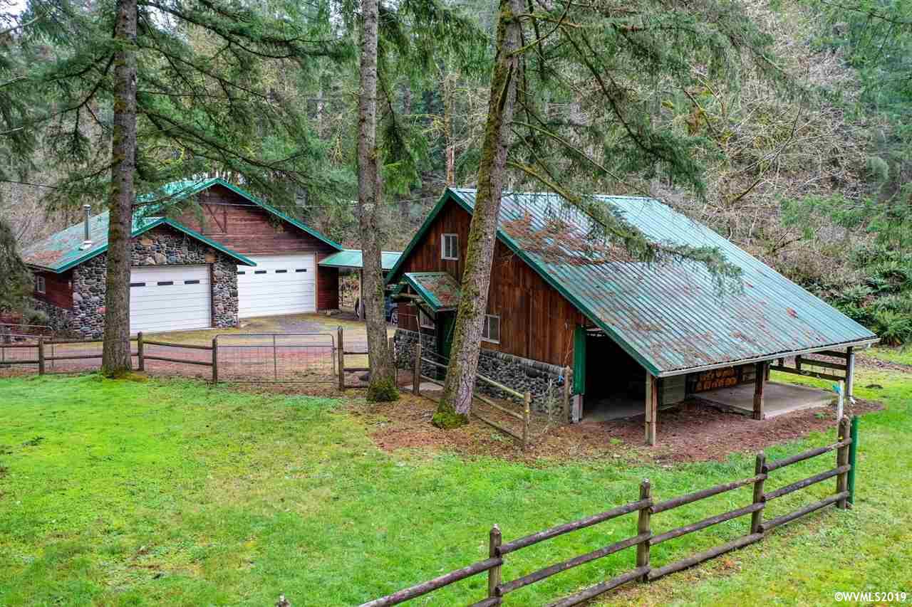 23528 Santiam Way Lyons, OR 97358 - Photo 31 of 41