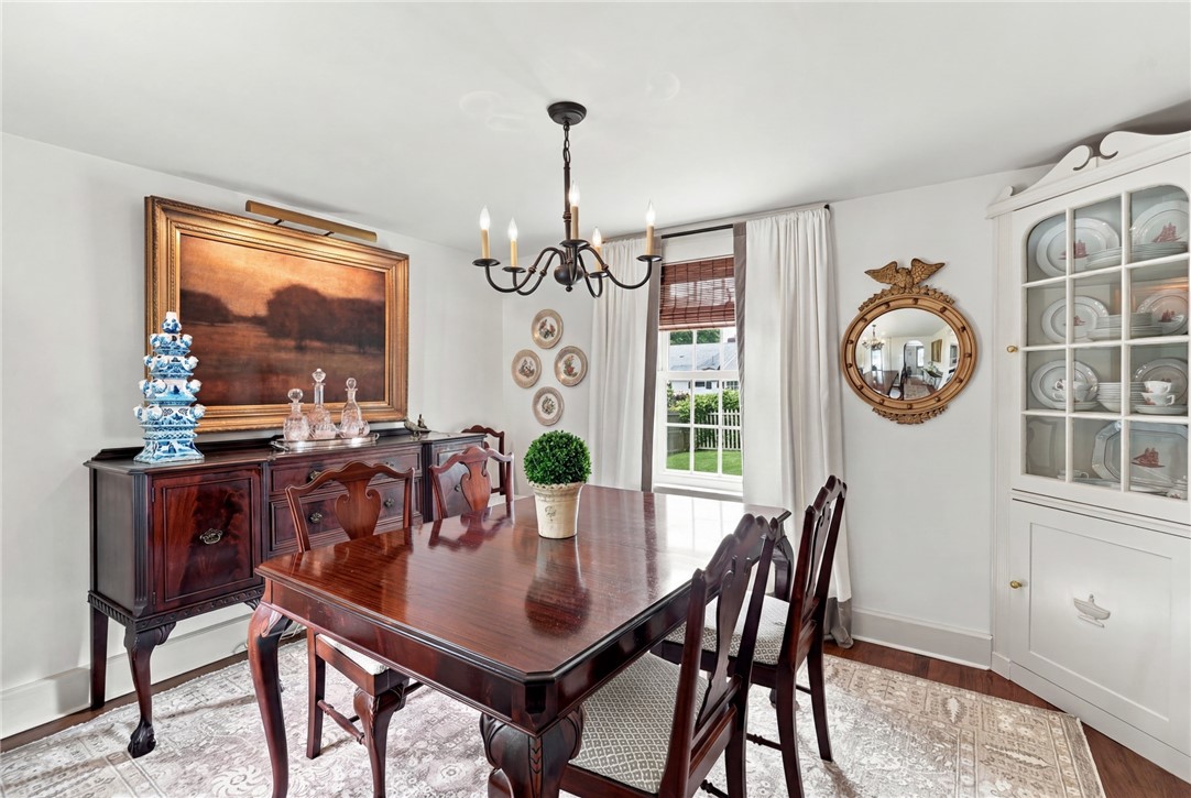 33 Nicholson Crescent Middletown, RI 02842 - Photo 22 of 47