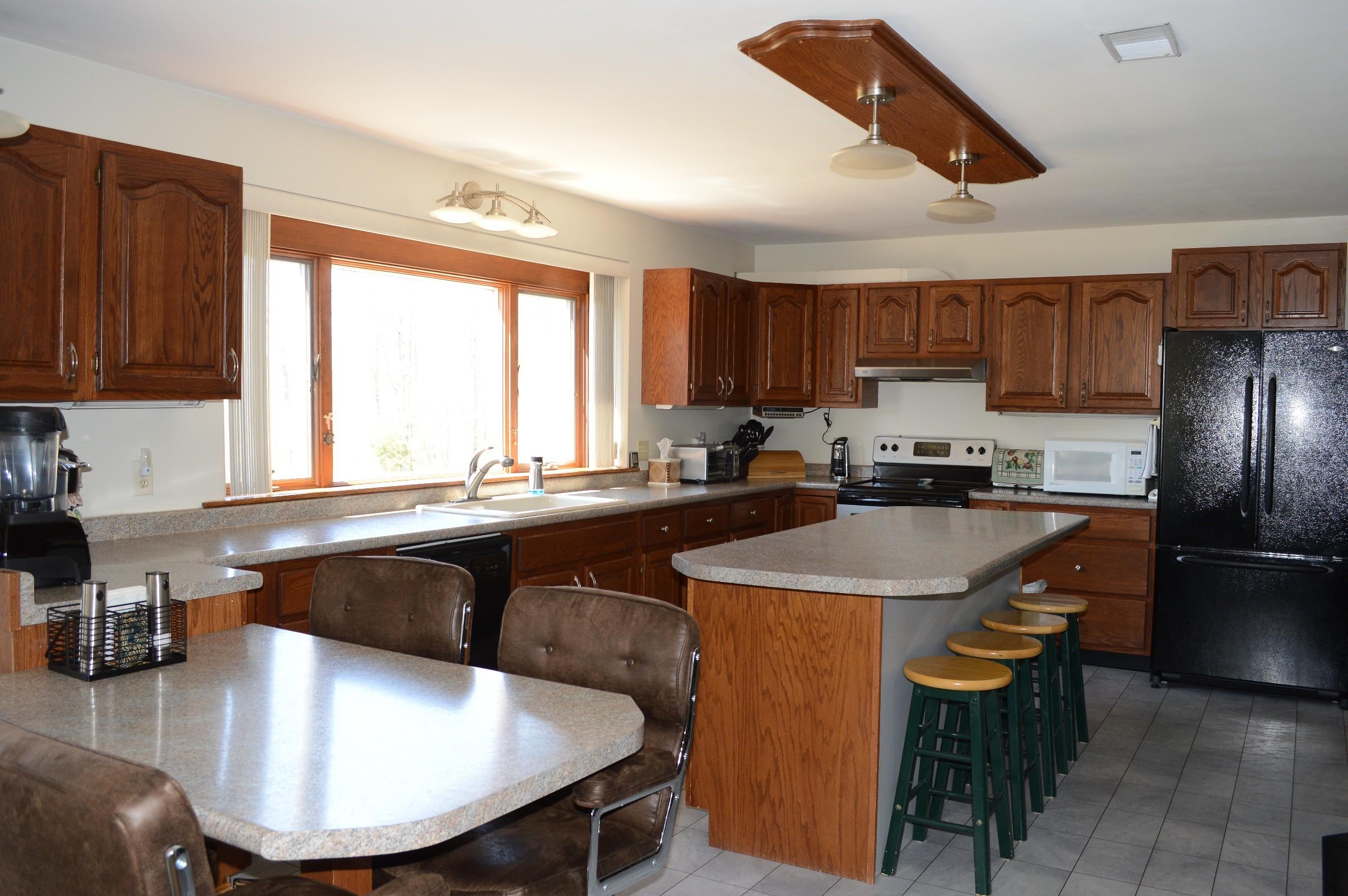 528 Mosher Hill Road Farmington, ME 04938 - Photo 4 of 20 Durrell_11420_P04_123956