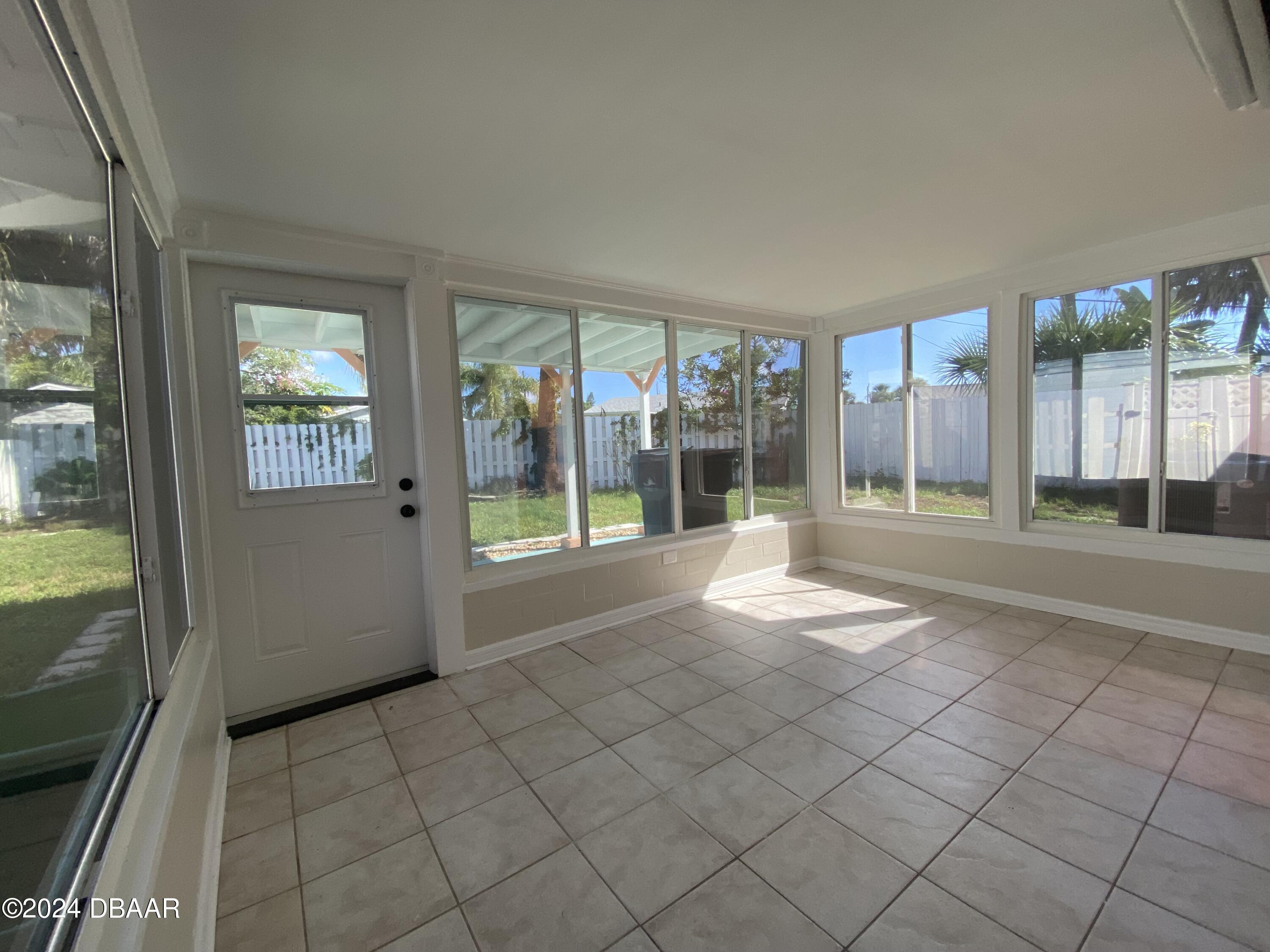 28 Rivershore Drive Ormond Beach, FL 32176 - Photo 14 of 16 a view of an empty room and window
