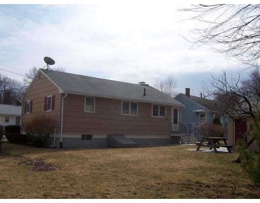 65 Staten Road Braintree, MA 02184 - Photo 3 of 18 Gallery Image 3