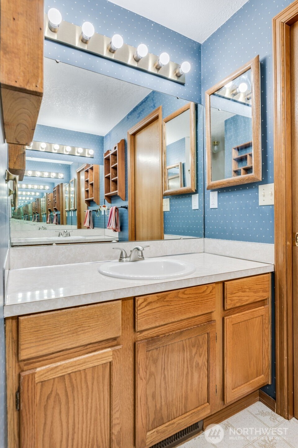 1322 Boise Street Fircrest, WA 98466 - Photo 20 of 36