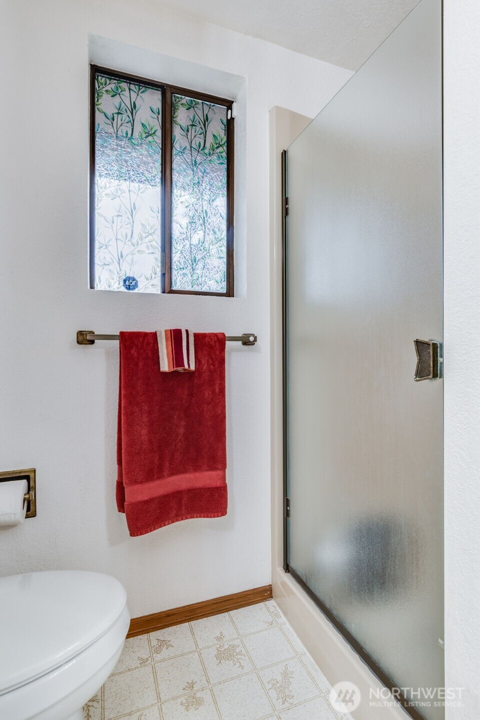 1322 Boise Street Fircrest, WA 98466 - Photo 26 of 40 a bathroom with a toilet and a shower