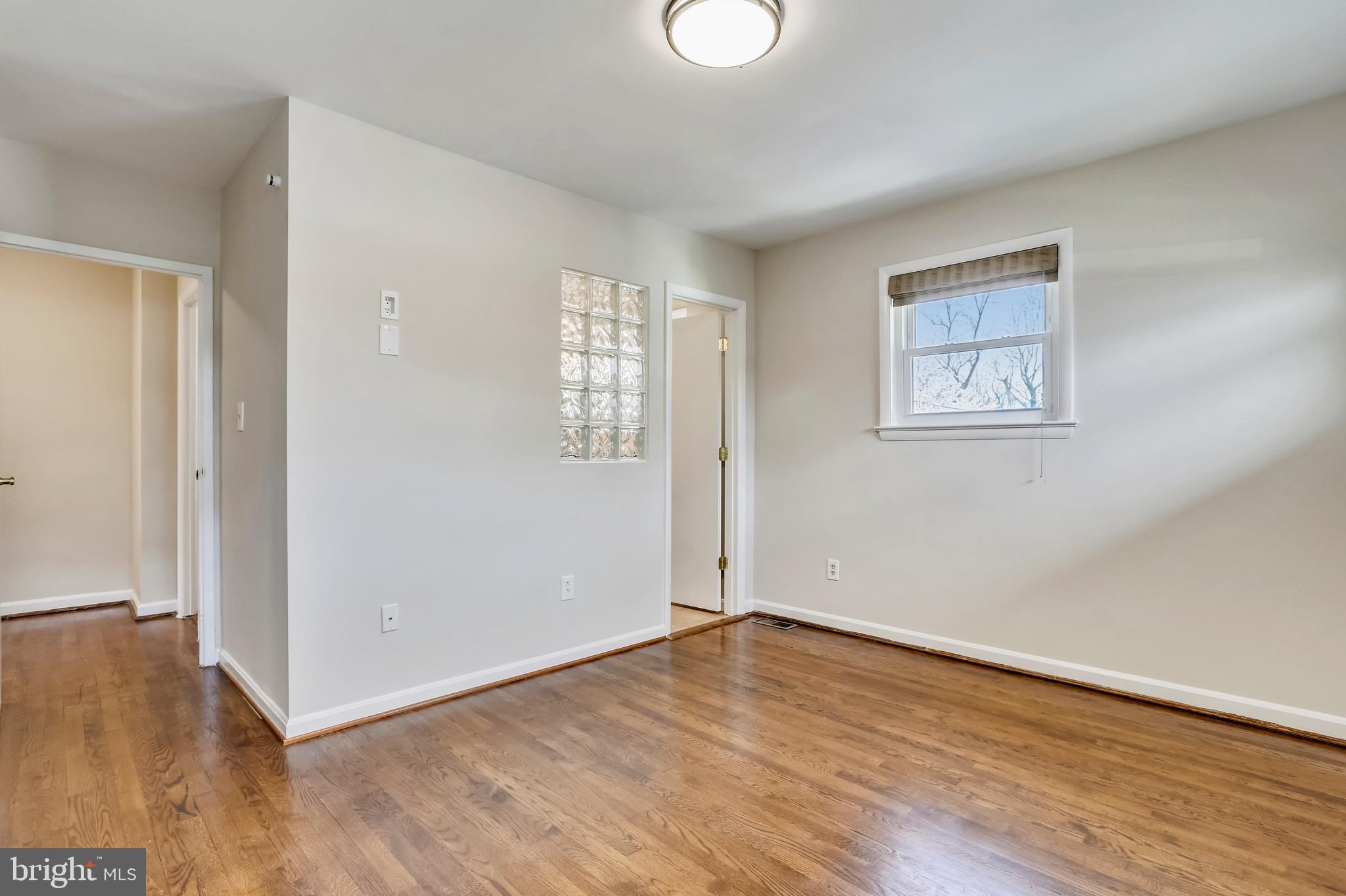 5339 Pooks Hill Road Bethesda, MD 20814 - Photo 16 of 27 master bedroom